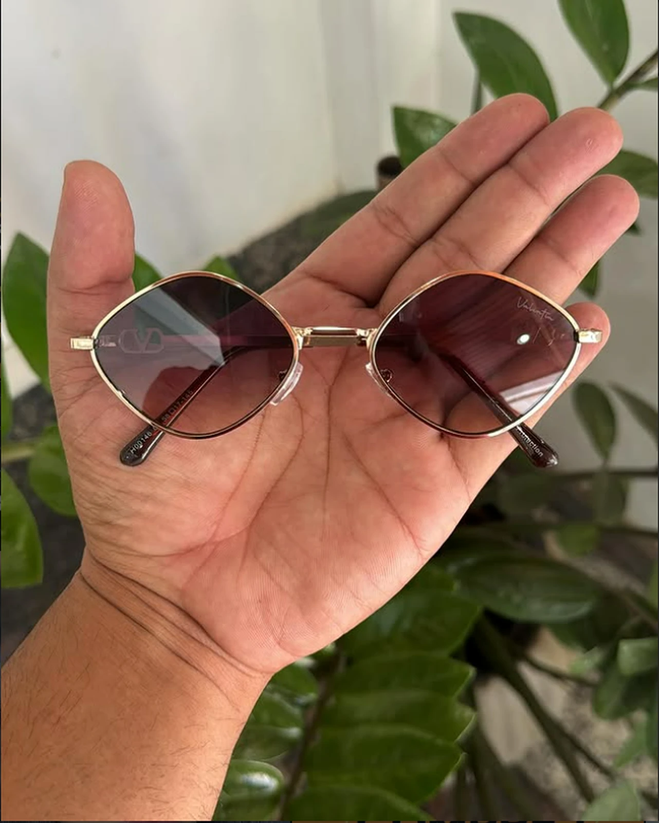 Óculos feminino redondo dourado